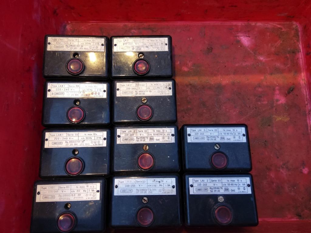 PIÈCES BUDERUS WEISHAUPT SATRONIC LANDIS VAILLANT OERTLI, Bricolage & Construction, Enlèvement