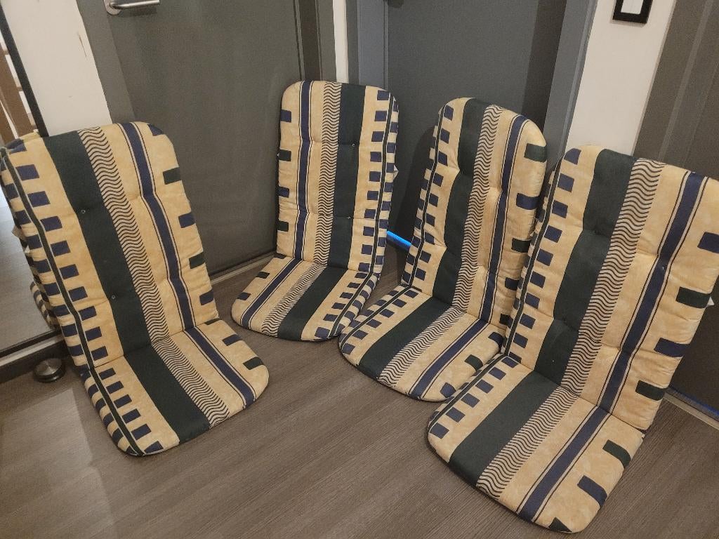4 Stoel matrassen, Tuin en Terras, Ophalen, Zo goed als nieuw