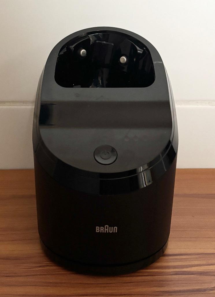 Station de nettoyage à rasoir Braun 8 ou 9, Enlèvement, Utilisé