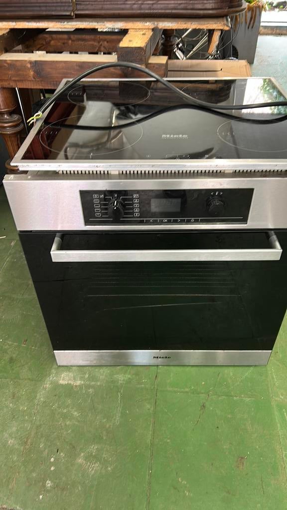 Miele heteluchtoven. Elektrisch. Werkt perfect., Elektronische apparatuur, Ovens, Ophalen, Oven
