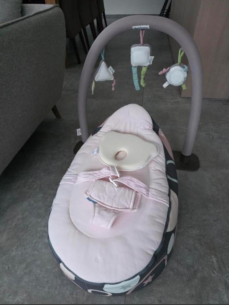 Doomoo nestje + gymboog, Enfants & Bébés, Relax bébé, Enlèvement ou Envoi, Utilisé, Autres marques, Avec ceinture(s)