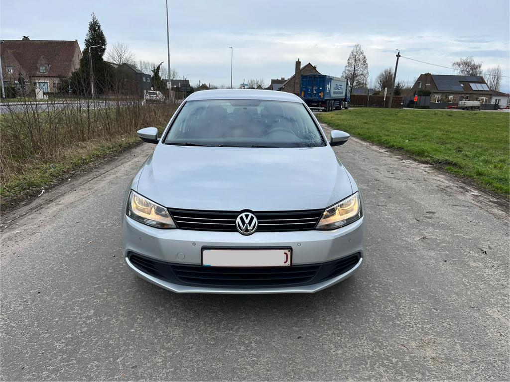 VW Jetta TDI 1, 6 euros 5, Autos, Achat, 4 portes, Boîte manuelle, Noir