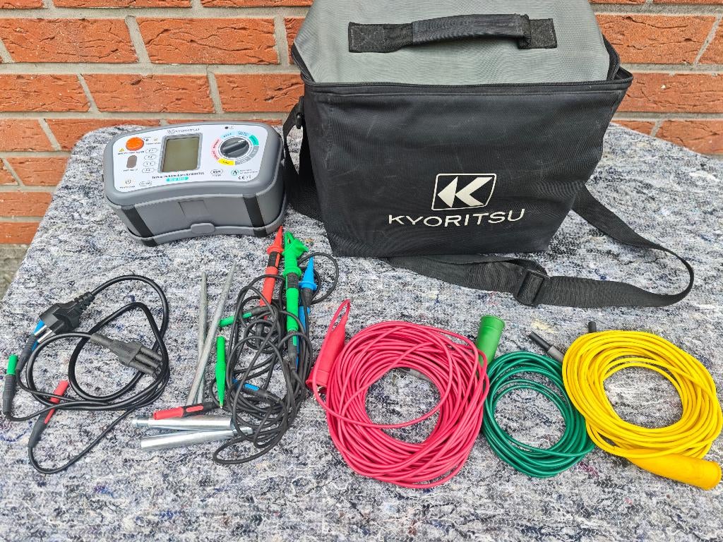 Testeur d'installation électrique, Bricolage & Construction, Instruments de mesure, Utilisé, Accessoires, Enlèvement ou Envoi