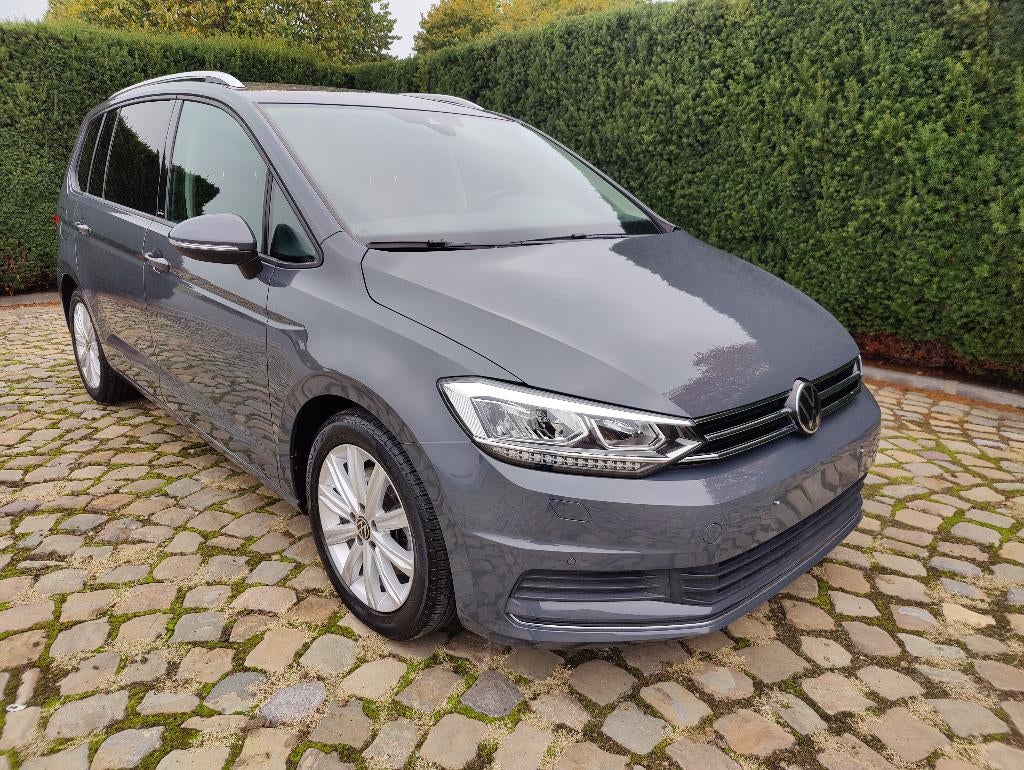 Volkswagen Touran 1.5 TSI OPF DSG ACTIVE, Auto's, Stof, 1498 cc, 4 cilinders, 7 zetels