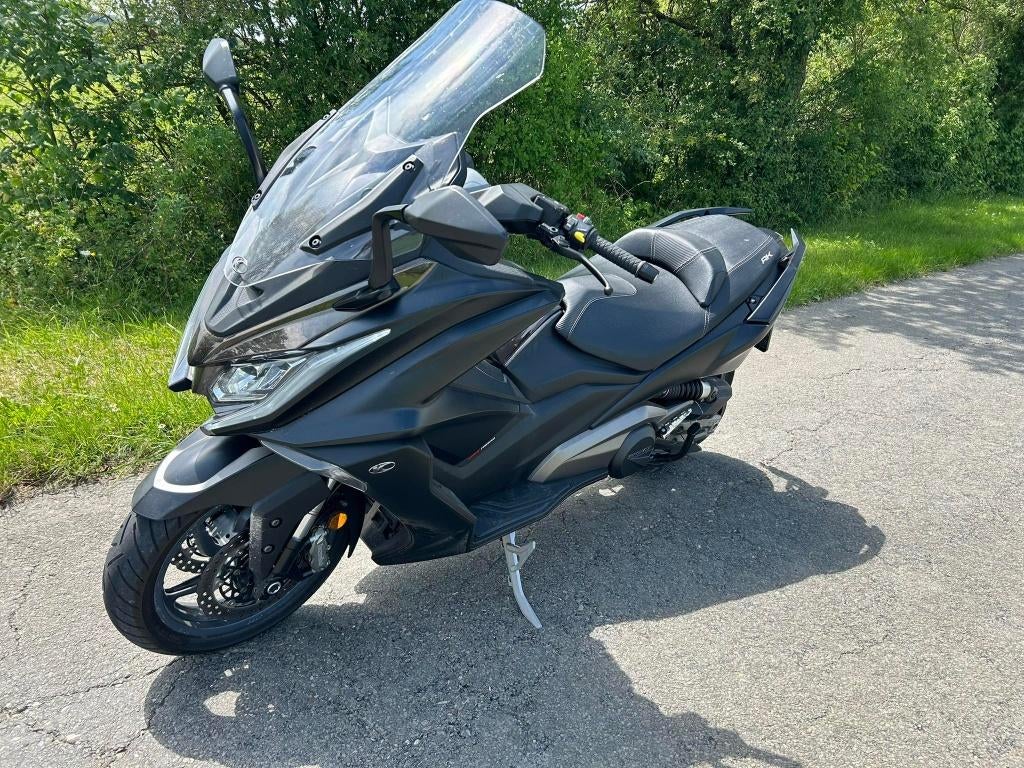kymco ak 550 de l année 2020, Enlèvement