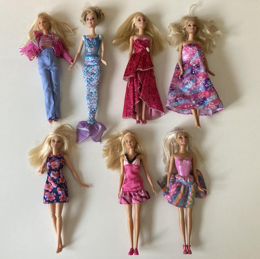 Barbies Mattel (lot de 7 poupées), Enfants & Bébés, Jouets | Poupées, Enlèvement, Utilisé, Barbie