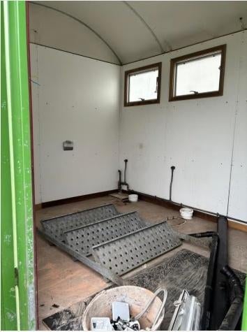 Werfkeet/WC-wagen te koop, Ophalen, Gebruikt