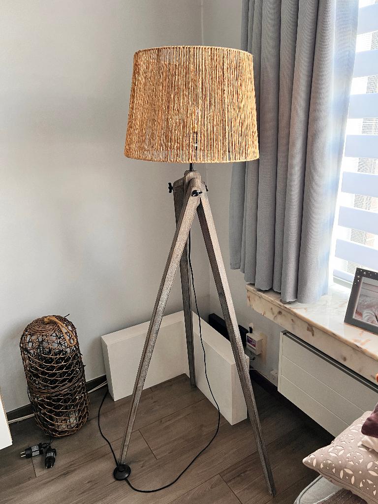 Staande lamp, Ophalen, Gebruikt, Hout, 150 tot 200 cm