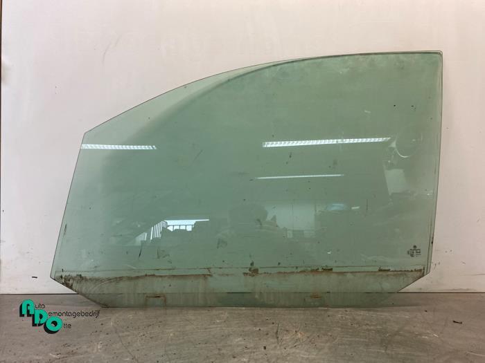 Vitre portière 2portes gauche d'un Volkswagen Caddy (Caddy, Volkswagen, -, 3 mois de garantie, Utilisé