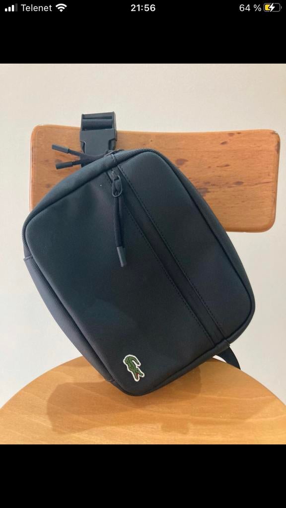 Sacoche Lacoste, Enlèvement ou Envoi, Comme neuf, Bleu