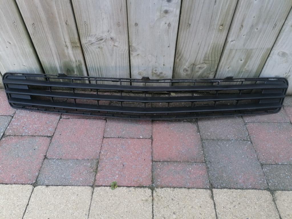 Calandre centrale Mercedes-Benz pour Mercedes C W204, Enlèvement ou Envoi, Utilisé, Mercedes-Benz, Pare-chocs