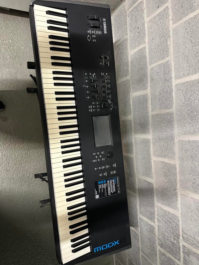 Yamaha-piano, Muziek en Instrumenten, Piano's, Ophalen, Wit, Zo goed als nieuw, Piano