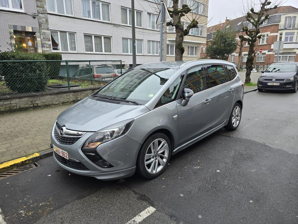 Opel Zafira, Autos, Opel, Particulier, Zafira, Diesel, Boîte manuelle, Enlèvement