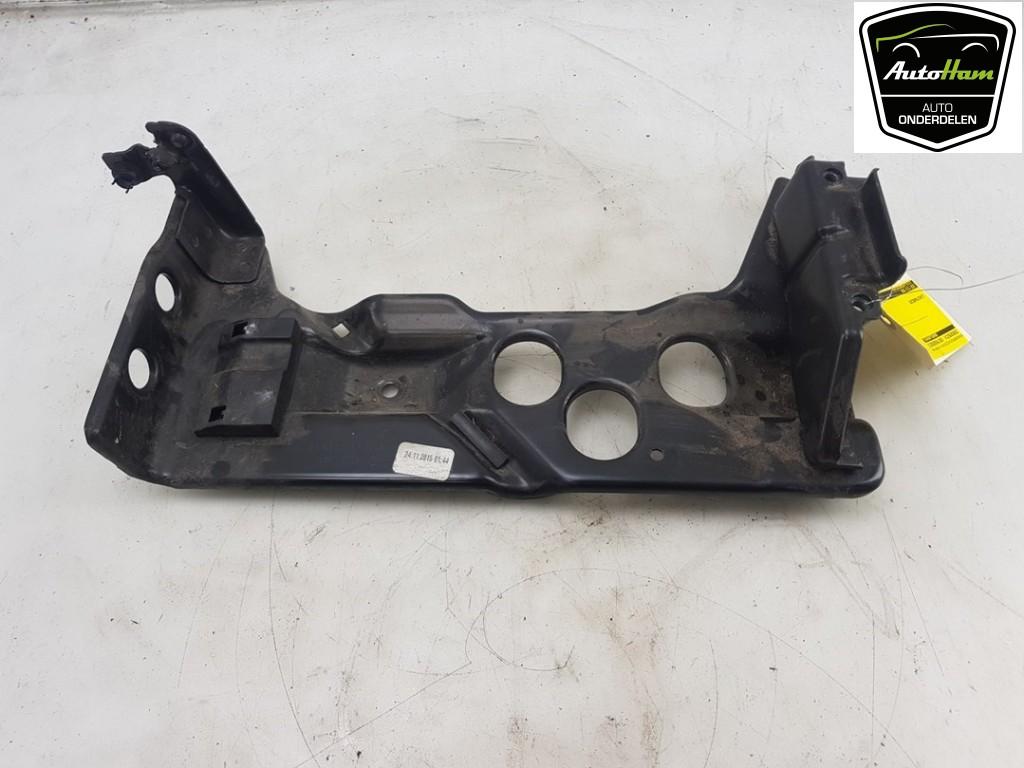 BAC A BATTERIE Volkswagen Golf VII (AUA) (01-2012/03-2021), Autos : Pièces & Accessoires, Utilisé, Volkswagen