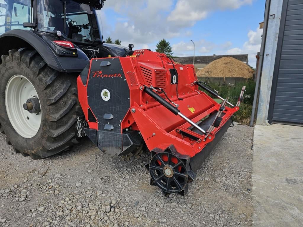 Fraise forestière Prinoth R800, Articles professionnels, Agriculture | Tracteurs, jusqu'à 2500, Utilisé, Enlèvement