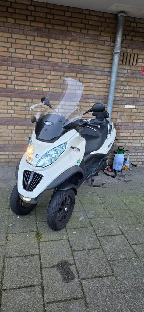 Piaggio mp3 300cc LT auto rijbewijs met wat werk