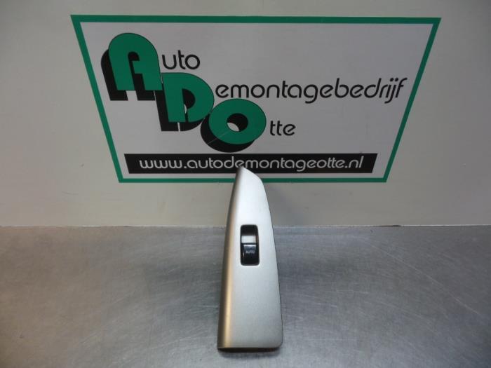 Commutateur vitre électrique d'un Toyota Corolla Verso, -, Toyota, Utilisé, -