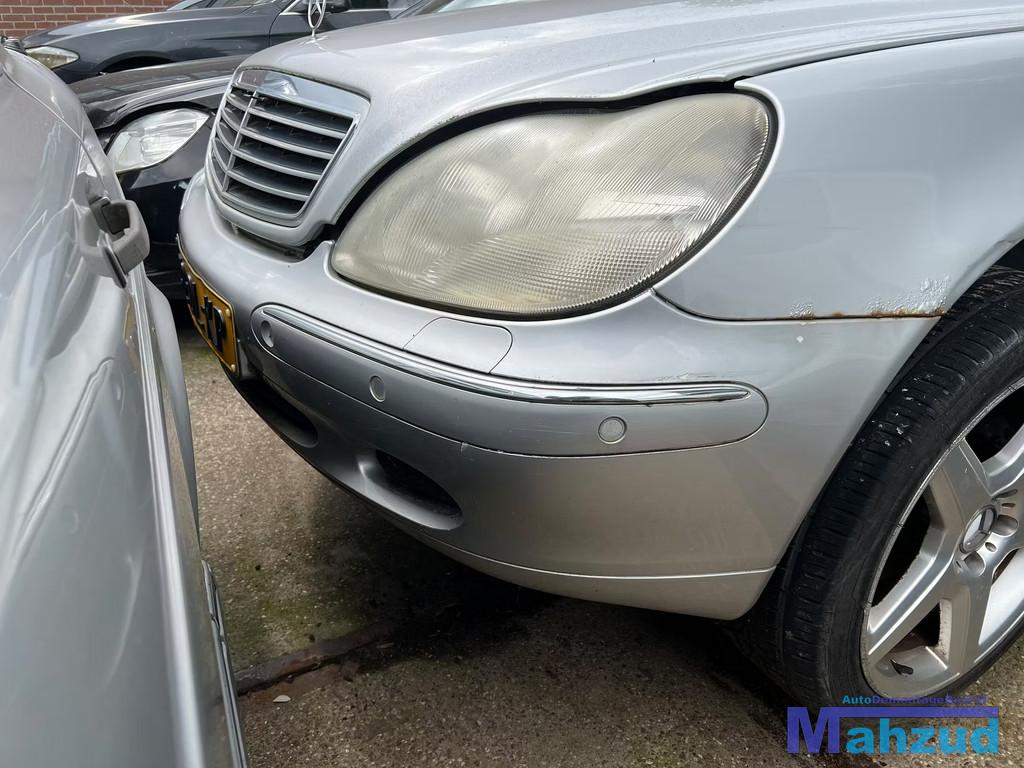 MERCEDES S KLASSE W220 Zilver voorbumper pdc sproeier, Auto-onderdelen, Carrosserie, Bumper, Mercedes-Benz, Voor, Gebruikt