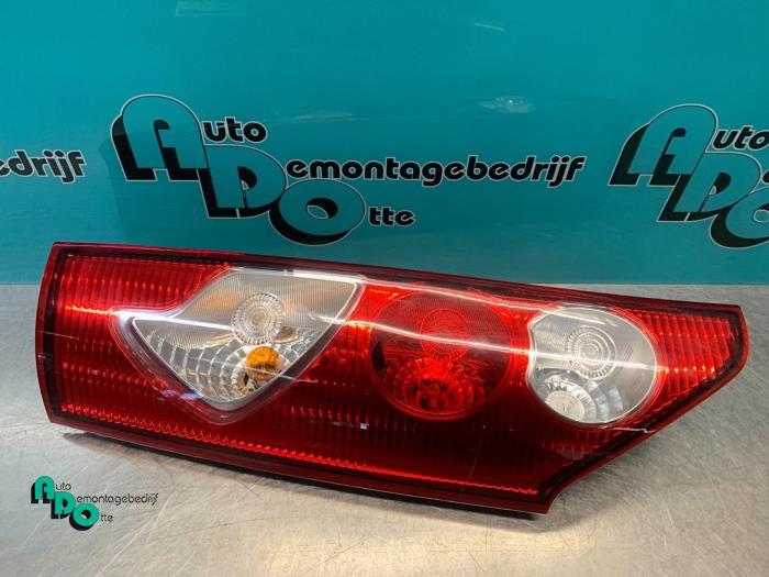 Feu arrière gauche d'un Renault Kangoo (Kangoo 2 08-), Autos : Pièces & Accessoires, Renault, -, 3 mois de garantie, Utilisé