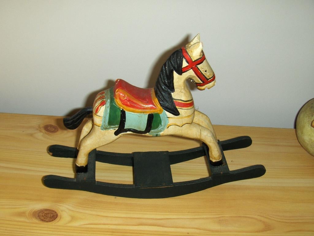 Petit cheval en bois., Enlèvement ou Envoi