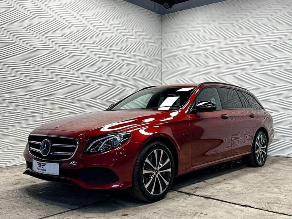 Mercedes-Benz E de*PHEV*CARPLAY*NIGHT*BREAK*, Auto's, Automaat, https://public.car-pass.be/vhr/a430e154-b714-48d8-b77b-9d4e5370fdb4