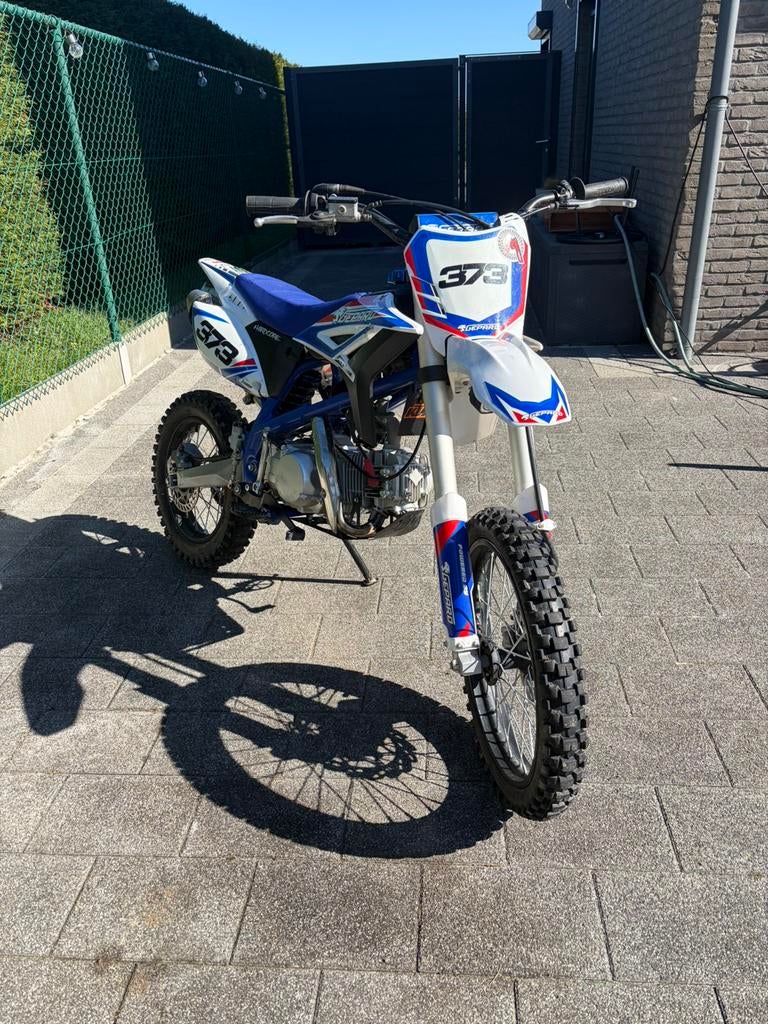 Pitbike 140 cc, Fietsen en Brommers, Brommers | Crossbrommers, Ophalen, Zo goed als nieuw