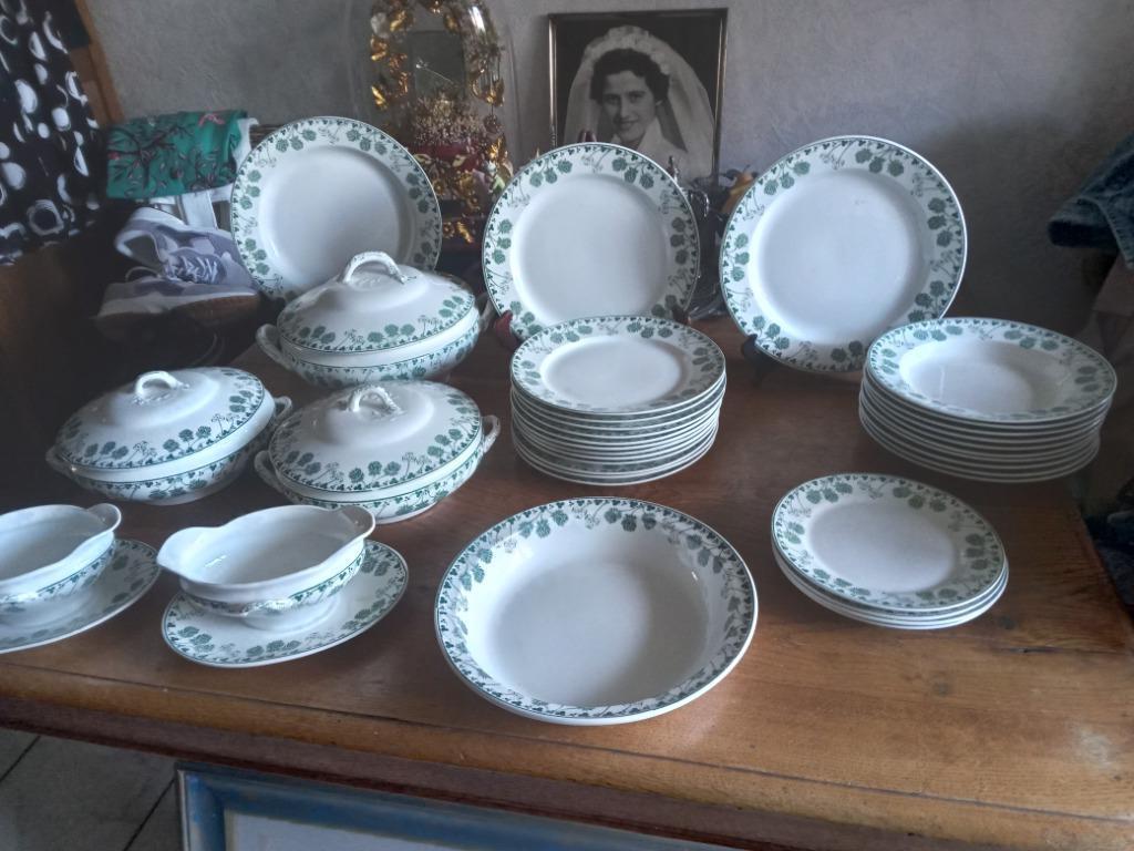 eetservies B.F.K oude boch Belgie TRIFOLIUM, Antiek en Kunst, Antiek | Servies compleet, Ophalen