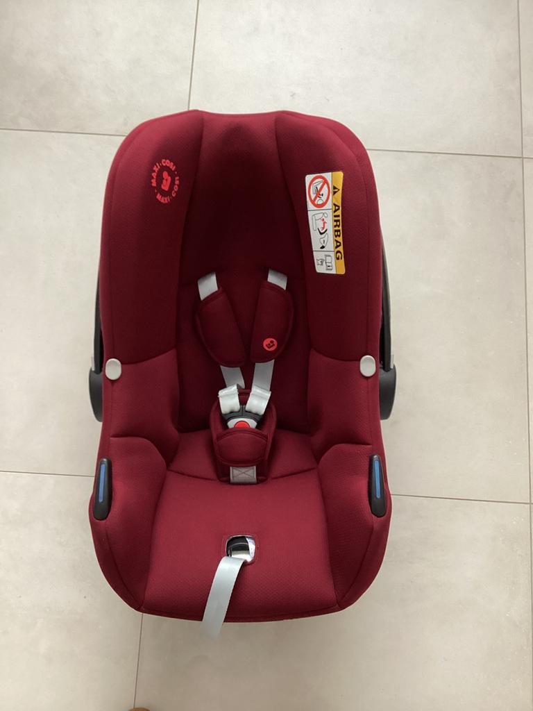 Maxi cosi rouge, Enfants & Bébés, Comme neuf, 0 à 10 kg, Maxi-Cosi, Enlèvement