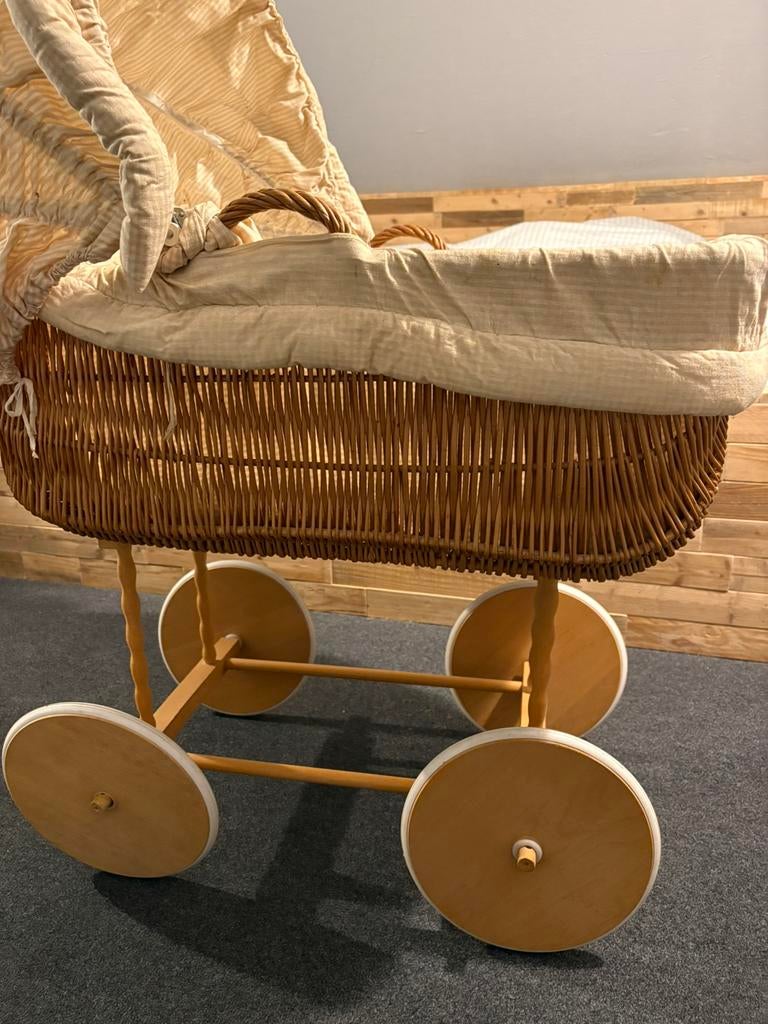 Rotan wieg, Kinderen en Baby's, Ophalen, Gebruikt, Wieg