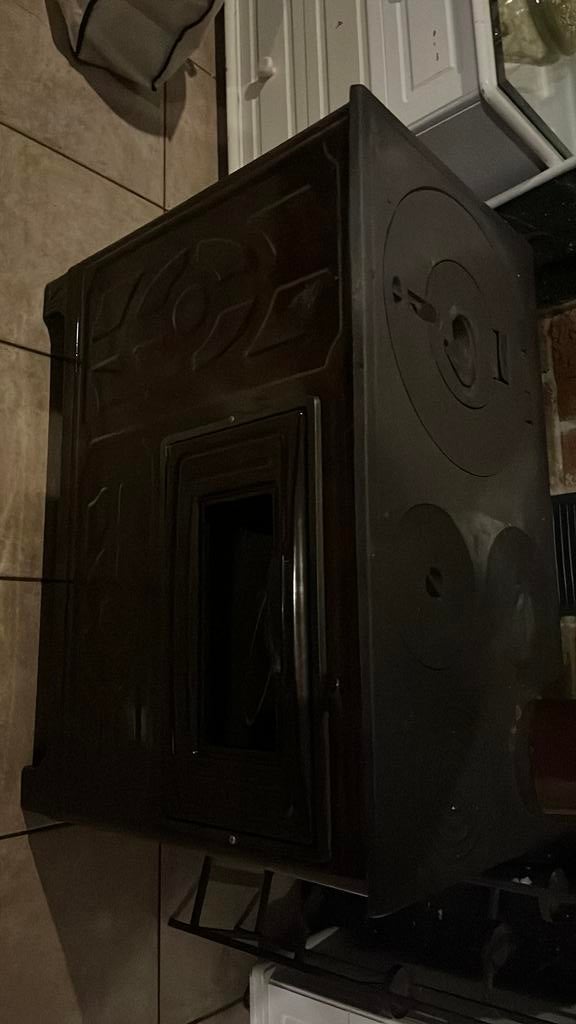 Poele au nois et charbon, Enlèvement, Comme neuf