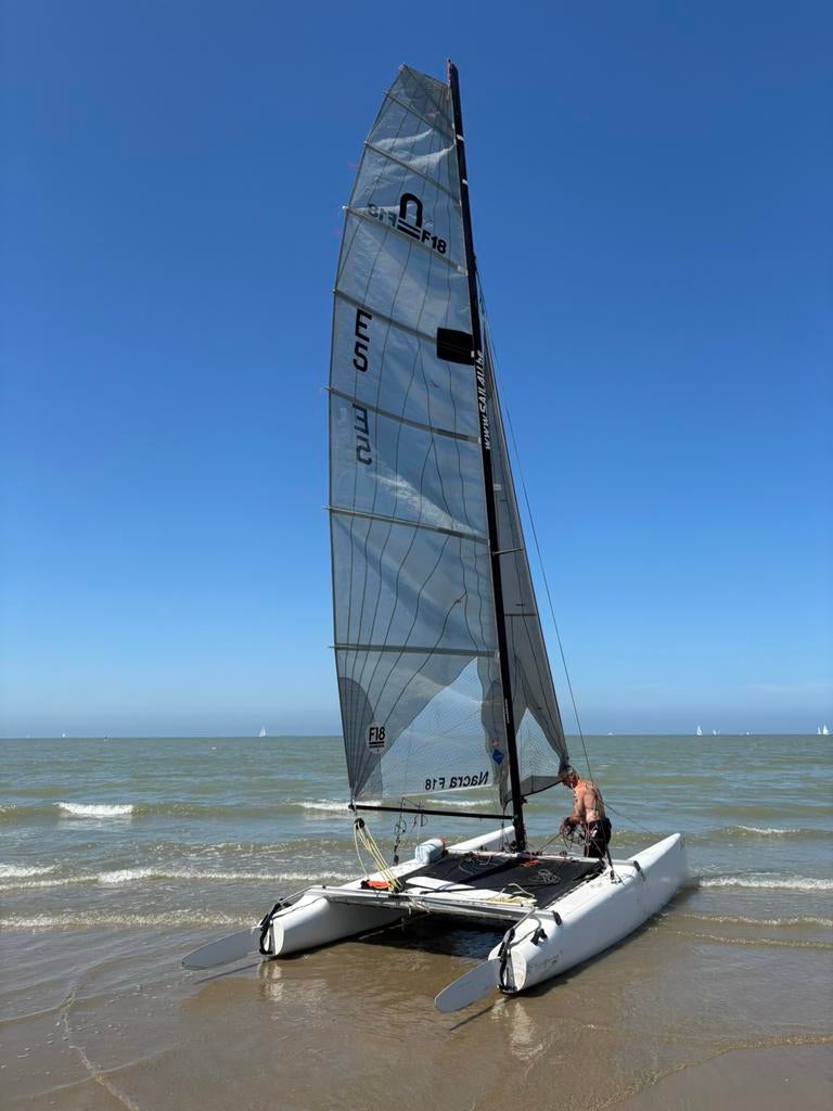 Nacra catamarang F18, Sports nautiques & Bateaux, Catamarans, Enlèvement, Utilisé