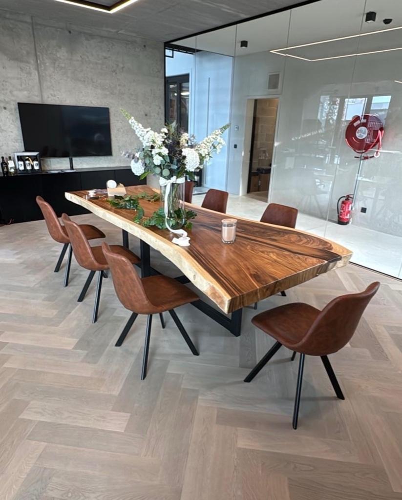 meubles en tronc d'arbre, table, bureau, table de conférence, Articles professionnels, Autres lieux, Enlèvement ou Envoi, Info@boomstamtafel.net