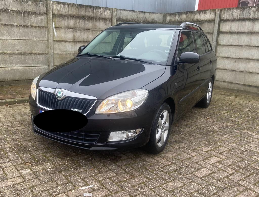 Skoda Fabia Combi 1.2TDI | 2011 | 184.000km | trekhaak, Auto's, Skoda, Particulier, Fabia, ABS, Airbags, Airconditioning, Bluetooth
