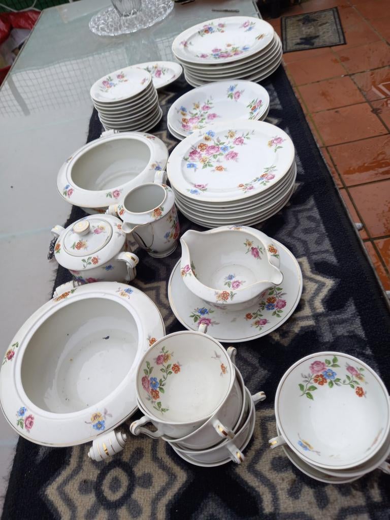 Vaisselle  deparayer  de  Limoges, Enlèvement ou Envoi