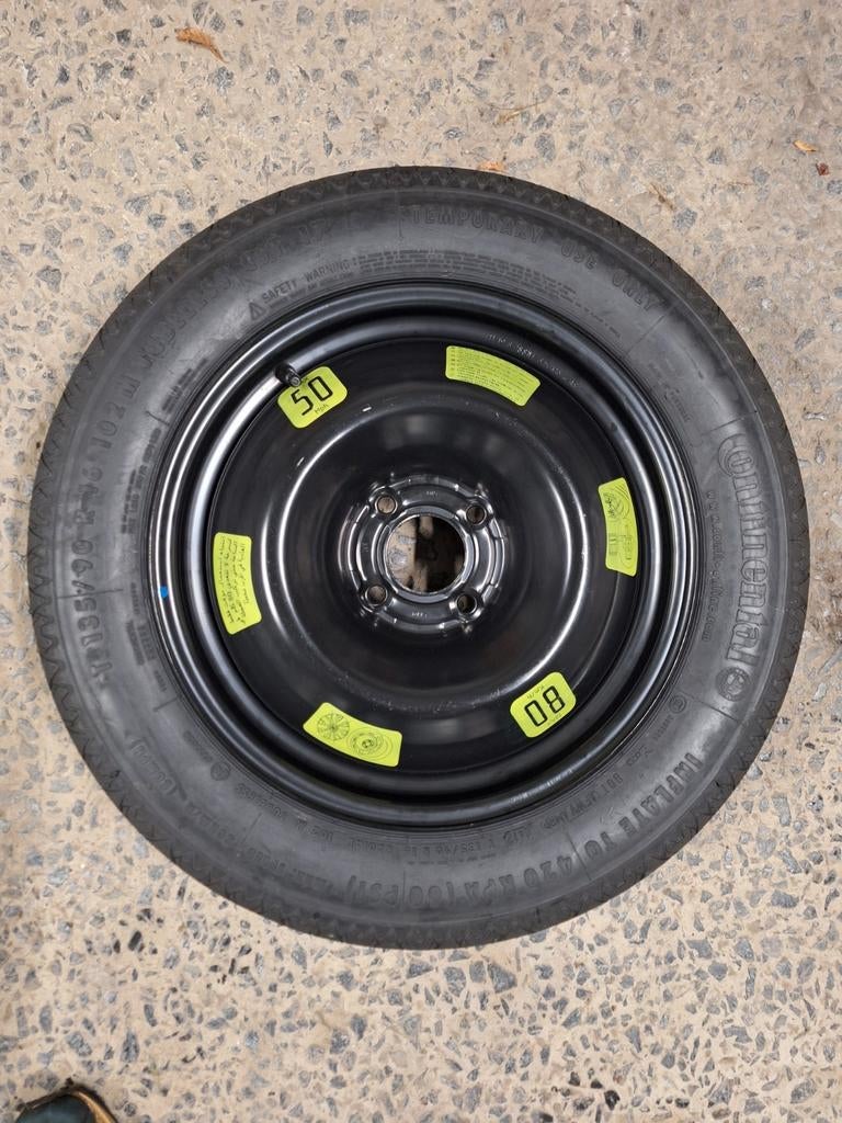 Roue de secours galette Peugeot 5008 (avant 2016), Enlèvement