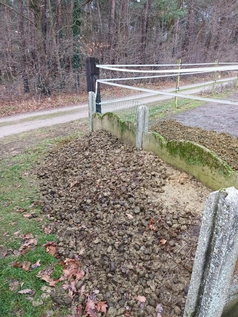 Gratis zuiver paardenmest, Tuin en Terras, Aarde en Mest, Ophalen