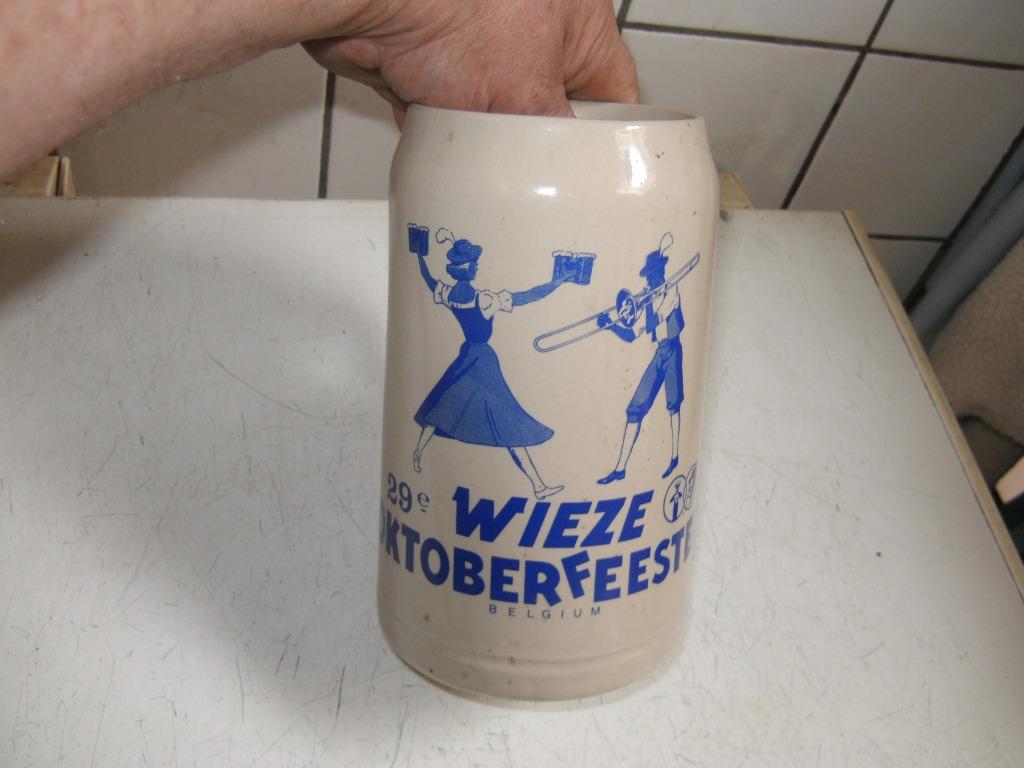 Bierpot Wieze 29de oktoberfeesten van 1 liter, Verzenden, Zo goed als nieuw, Overige typen, Overige merken