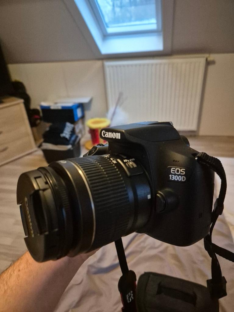 Canon Eos 1300D, Audio, Tv en Foto, Fotocamera's Digitaal, Canon, Compact, Zo goed als nieuw, Ophalen