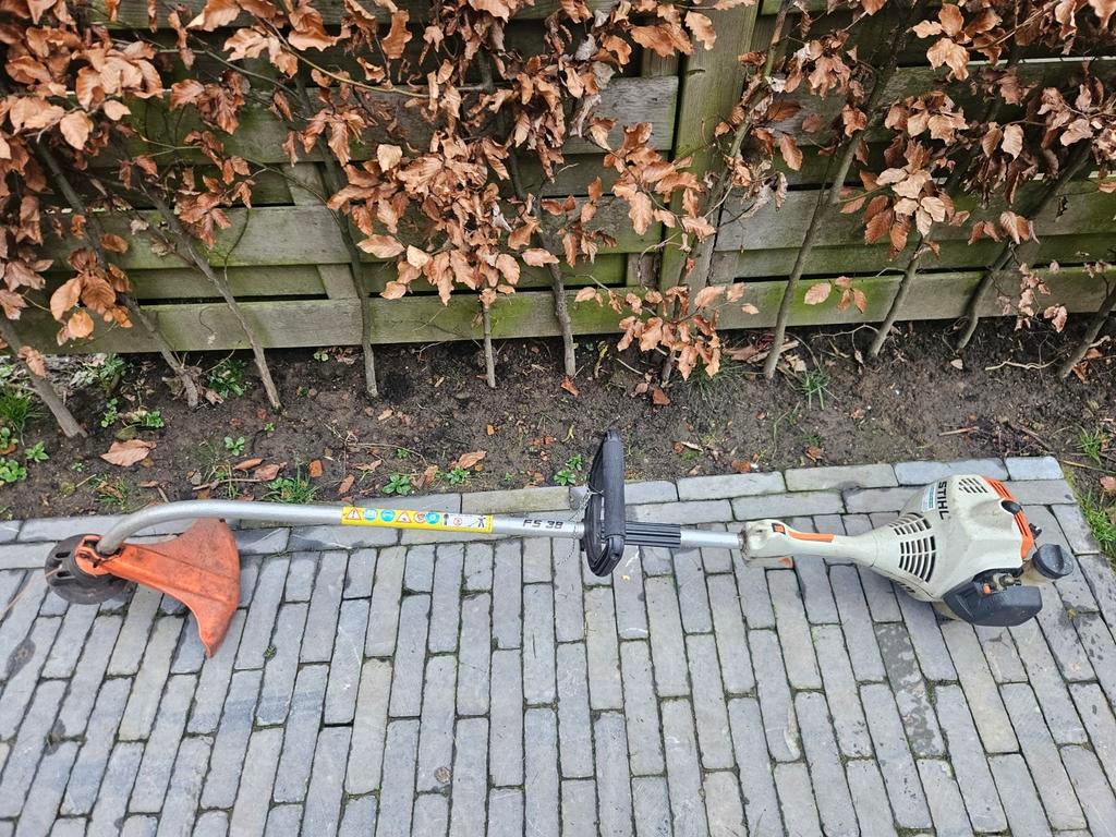 Bosmaaier sthil fs38, Enlèvement ou Envoi