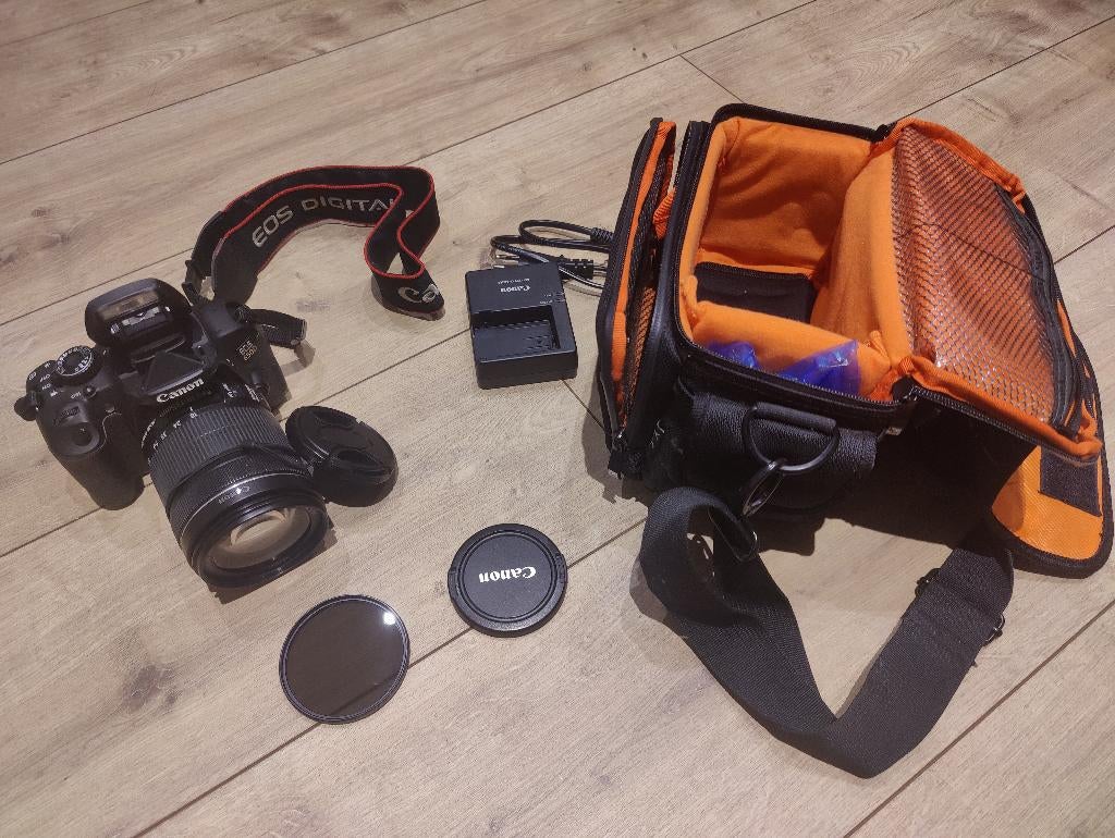 Appareil photo Canon 650D avec 18-135 STM, TV, Hi-fi & Vidéo, Enlèvement, Comme neuf, Canon