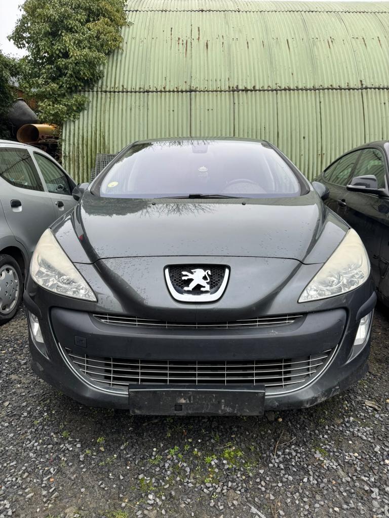Peugeot 308 - 2008 - 185.000 km - embrayage a changer, Entreprise, 5 portes, Essence, 1599 cm³