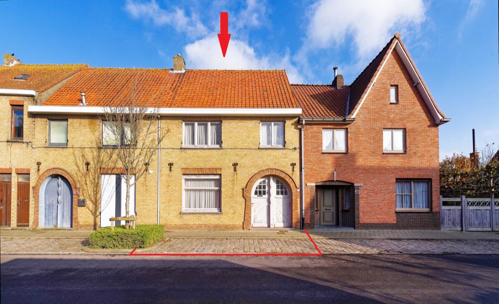 Houtem - Degelijke Rijwoning (Broker REF 11851), Immo, 200 tot 500 m², Houtem, 3 kamers, Tussenwoning