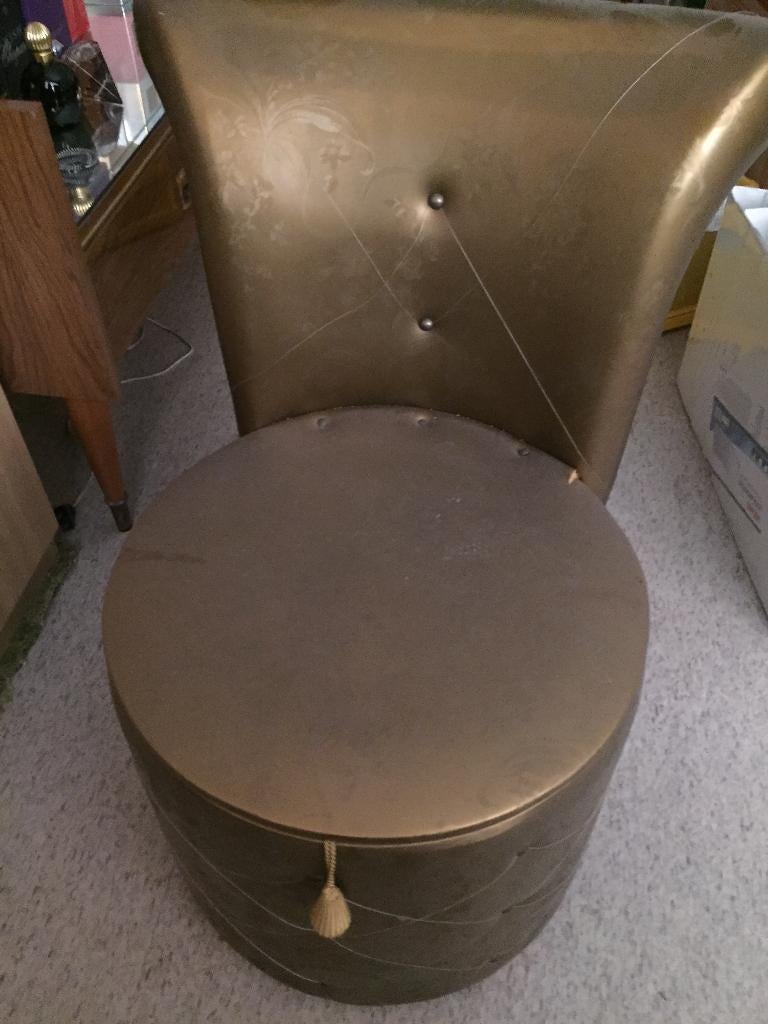 Zetel /stoel / maquillage zeteltje / hallstoel, Ophalen