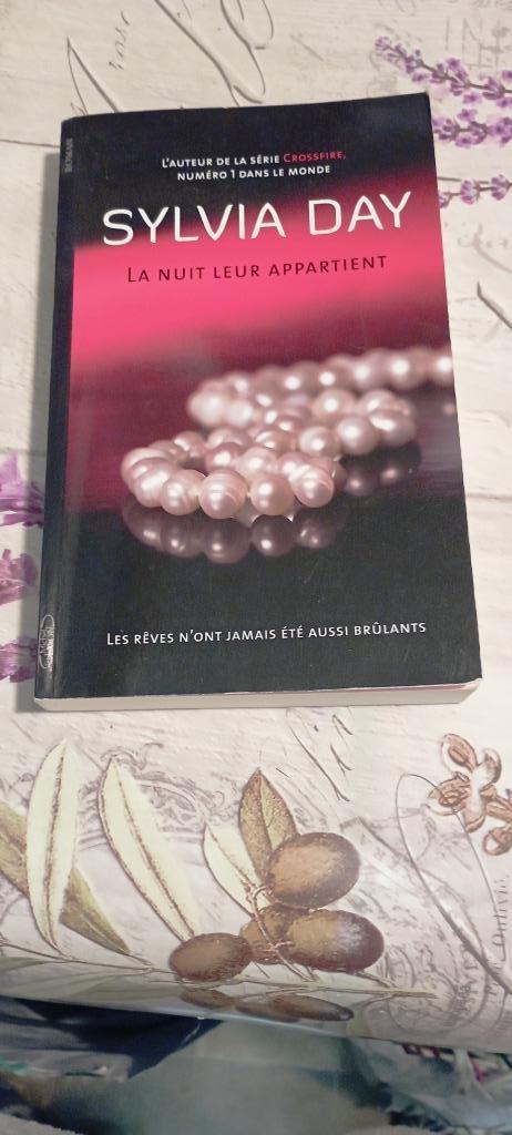 Livre roman., Livres, Enlèvement ou Envoi, Utilisé