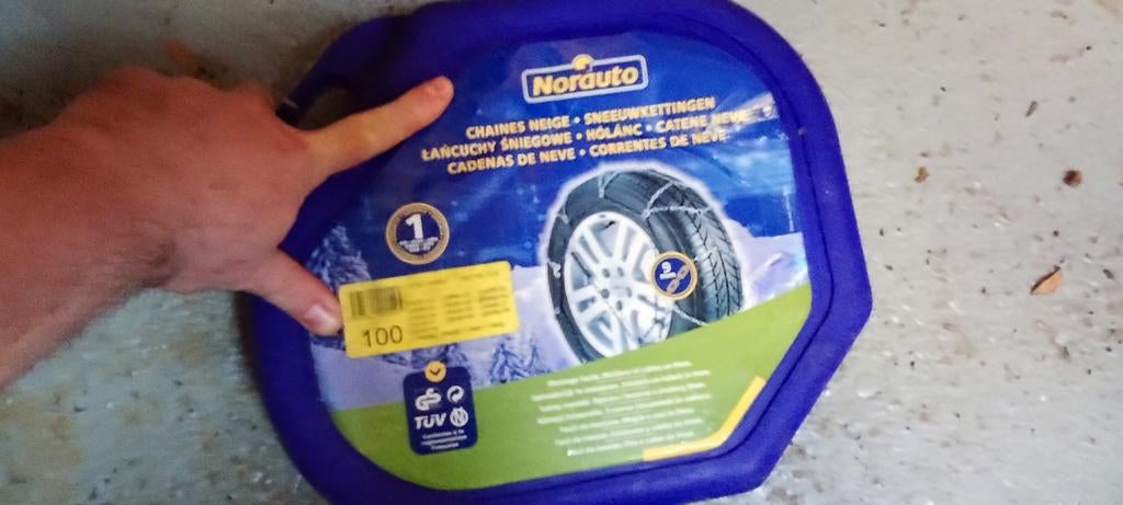 Chaîne à neige, Enlèvement