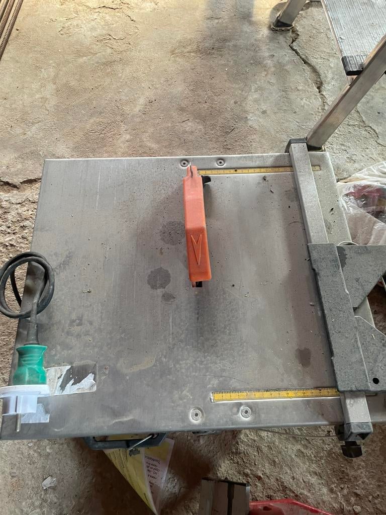 Tegelsnijder, Doe-het-zelf en Bouw, Ophalen of Verzenden, Zo goed als nieuw