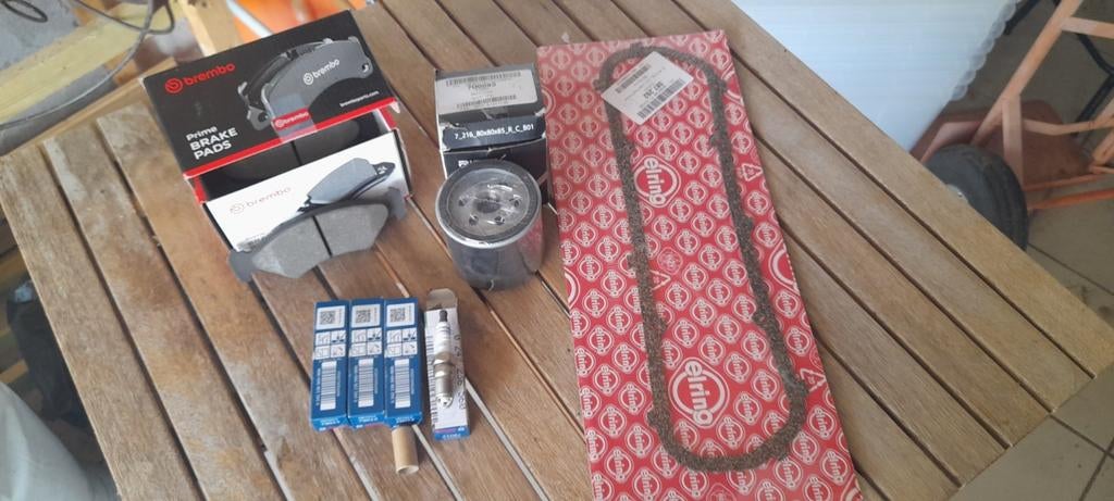 Pièces entretien . Divers., Ford