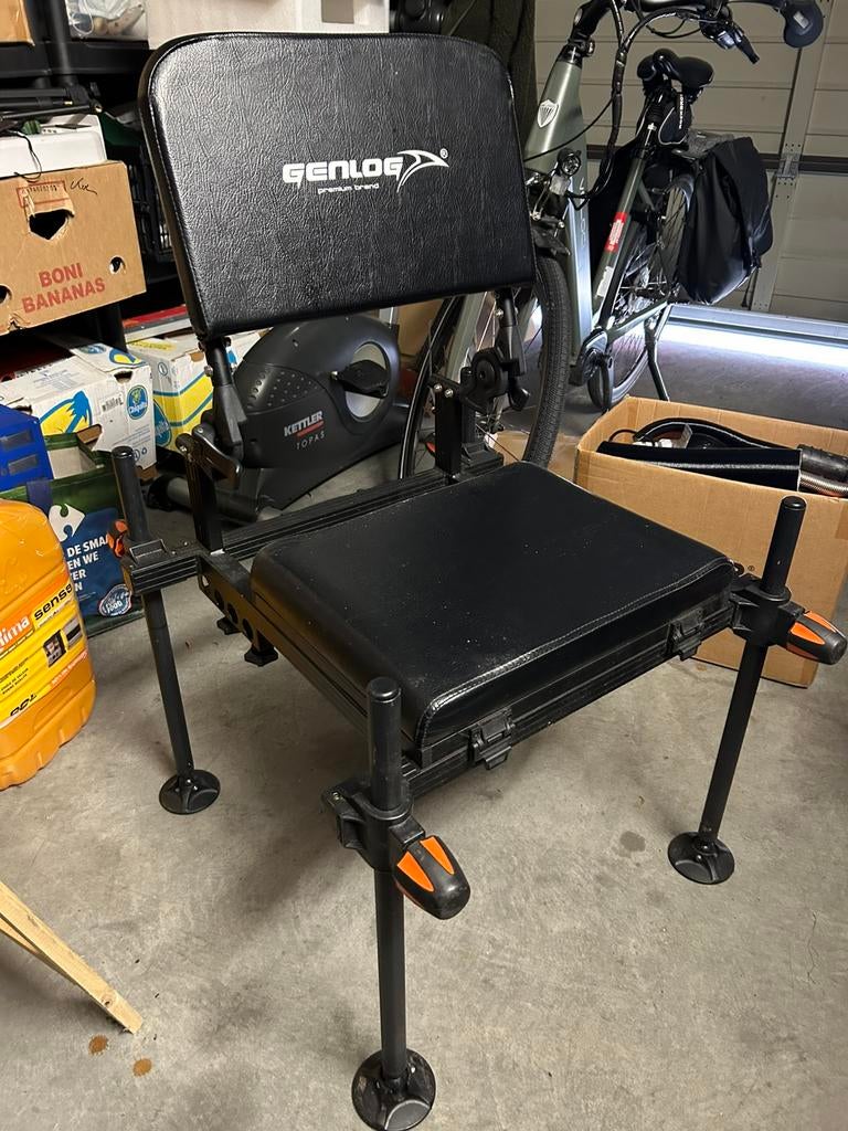 Visstoel GENLOG, Ophalen, Zo goed als nieuw