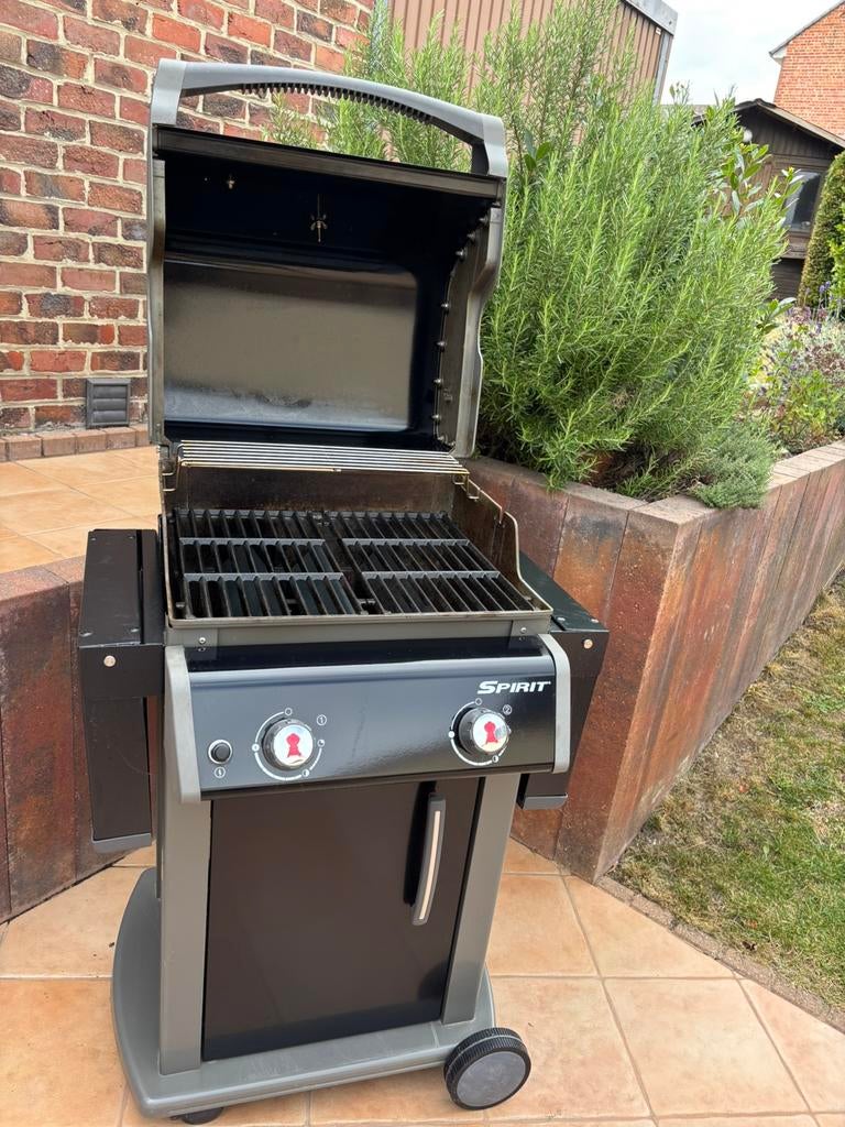 Gas barbecue WEBER Spirit E 210, Tuin en Terras, Ophalen, Zo goed als nieuw, Weber