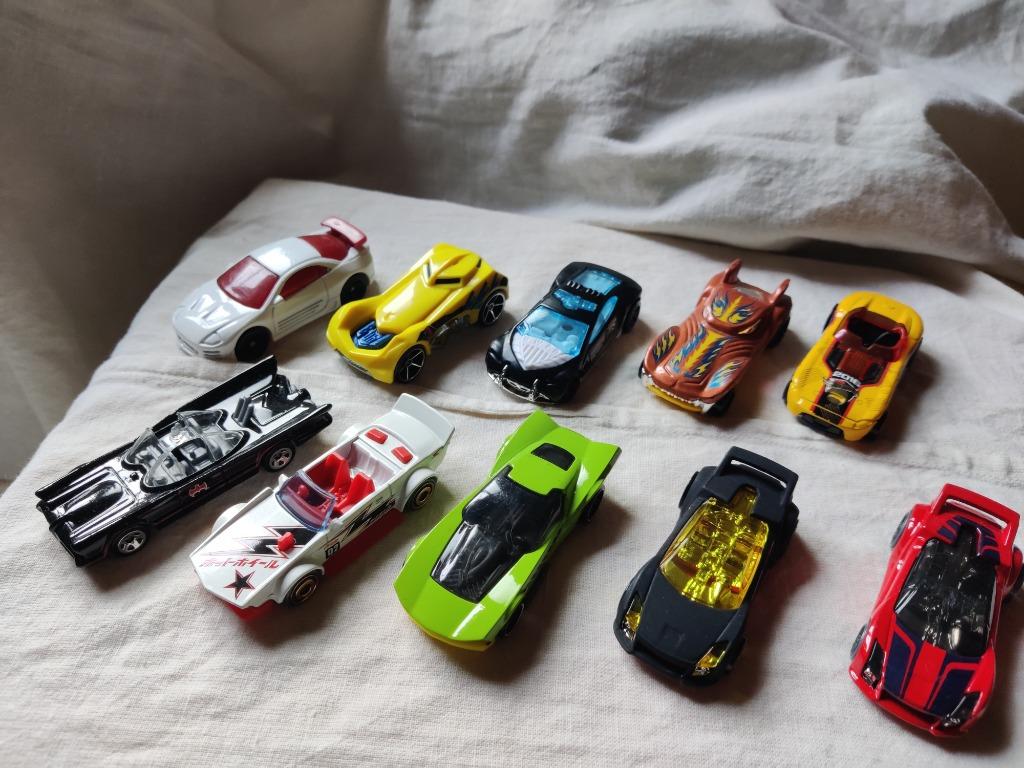 10 Hotwheels autootjes, Kinderen en Baby's, Speelgoed |Speelgoedvoertuigen, Ophalen of Verzenden